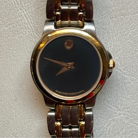 Movado Ladies Watch ⌚ - Picture 10 of 10